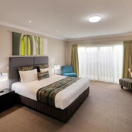 Drovers Motor Inn Далби Екстериор снимка